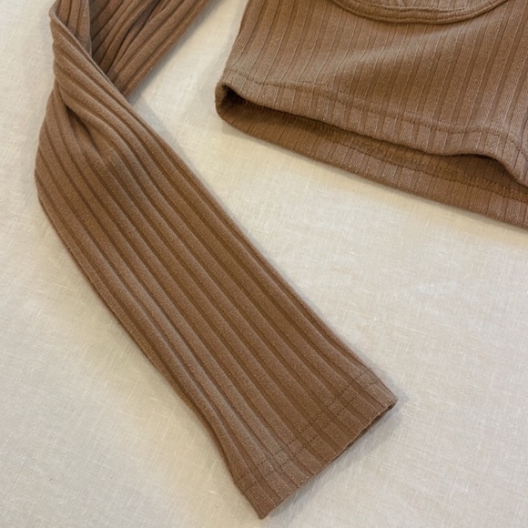 Princess Polly long sleeve cropped top - Picture 6 of 7